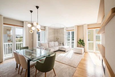 Apartamento T3 para Arrendamento em Parque das Nações