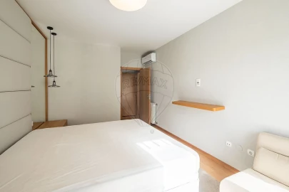 Apartamento T3 para Arrendamento em Parque das Nações