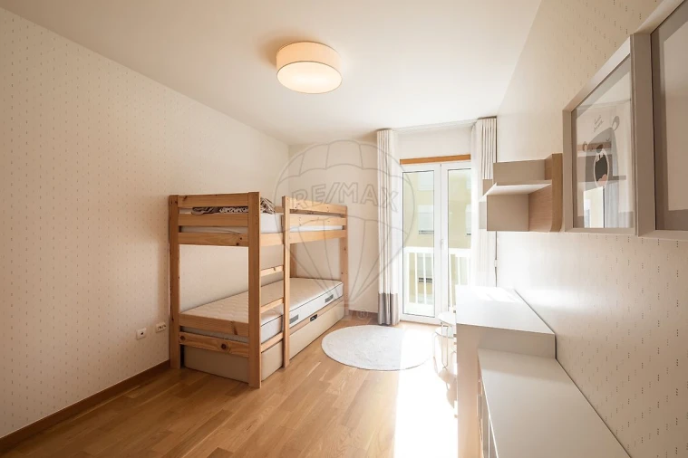 Apartamento T3 para Arrendamento em Parque das Nações Foto 33