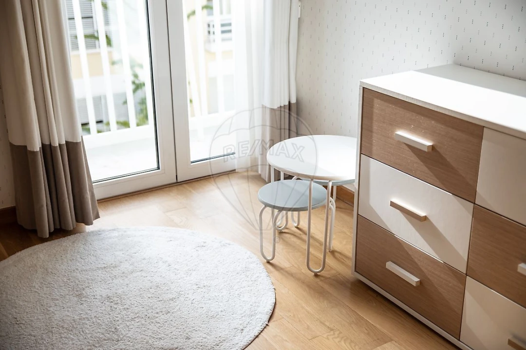 Apartamento T3 para Arrendamento em Parque das Nações Foto 38