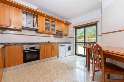 Apartamento T2 para Venda em Alverca do Ribatejo e Sobralinho