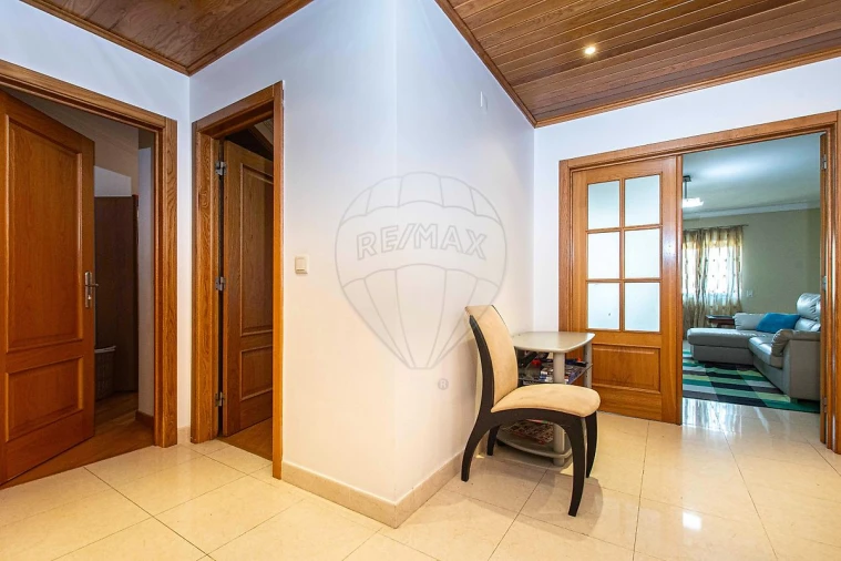 Apartamento T2 para Venda em Alverca do Ribatejo e Sobralinho Foto 10