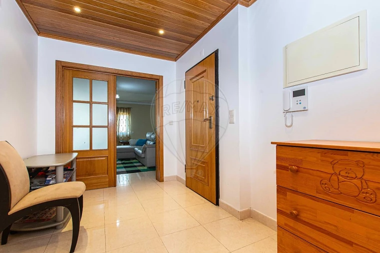 Apartamento T2 para Venda em Alverca do Ribatejo e Sobralinho Foto 11