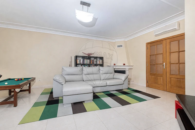 Apartamento T2 para Venda em Alverca do Ribatejo e Sobralinho Foto 26