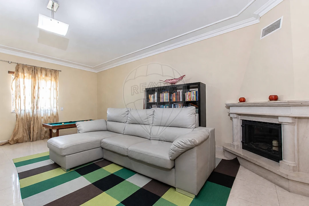 Apartamento T2 para Venda em Alverca do Ribatejo e Sobralinho Foto 24