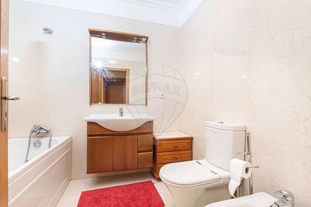 Apartamento T2 para Venda em Alverca do Ribatejo e Sobralinho Foto 9