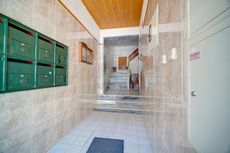 Apartamento T2 para Venda em Gambia-Pontes-Alto da Guerra Foto 6