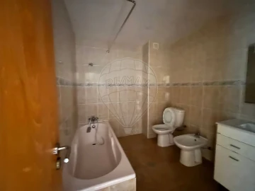 Apartamento T2 para Arrendamento em Ovar, São João, Arada e São Vicente de Pereira Jusã