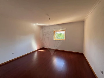 Apartamento T2 para Arrendamento em Ovar, São João, Arada e São Vicente de Pereira Jusã