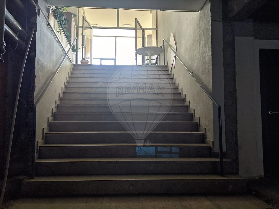 Negócio para Arrendamento em Cedofeita, Santo Ildefonso, Sé, Miragaia, São Nicolau e Vitória Foto 6