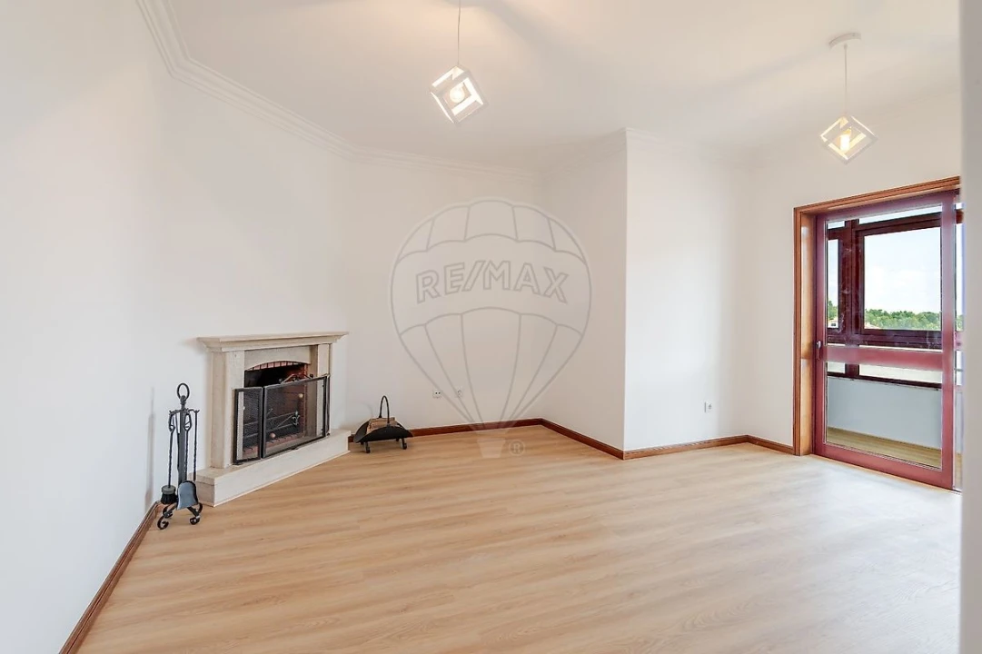 Apartamento T1 para Venda em Pedroso e Seixezelo Foto 3