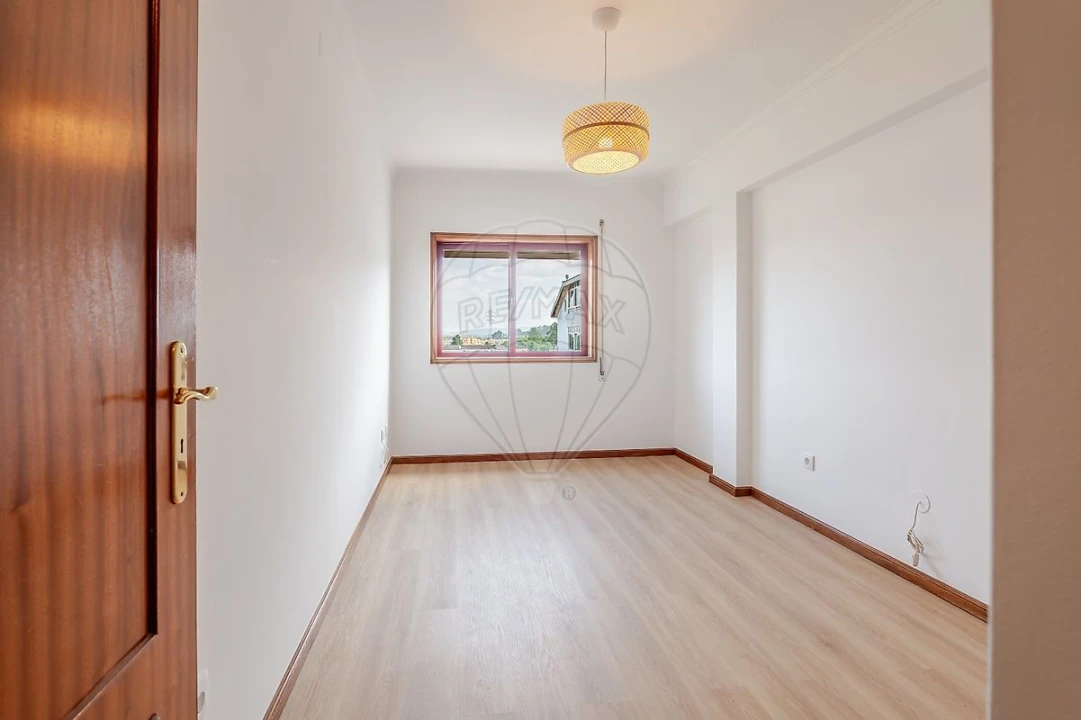 Apartamento T1 para Venda em Pedroso e Seixezelo Foto 9