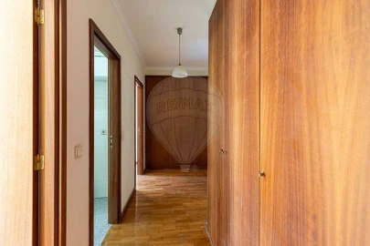 Apartamento T1 para Arrendamento em Paranhos
