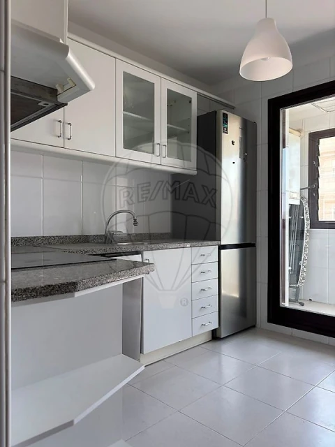 Apartamento T2 para Arrendamento em Matosinhos e Leça da Palmeira