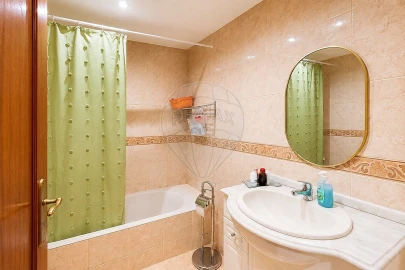 Apartamento T3 para Venda em Pedroso e Seixezelo