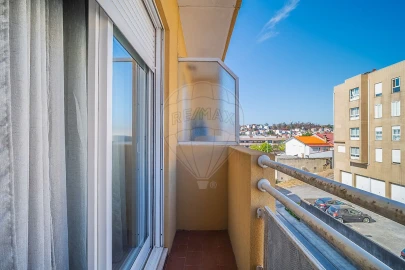 Apartamento T2 para Venda em Fânzeres e São Pedro da Cova