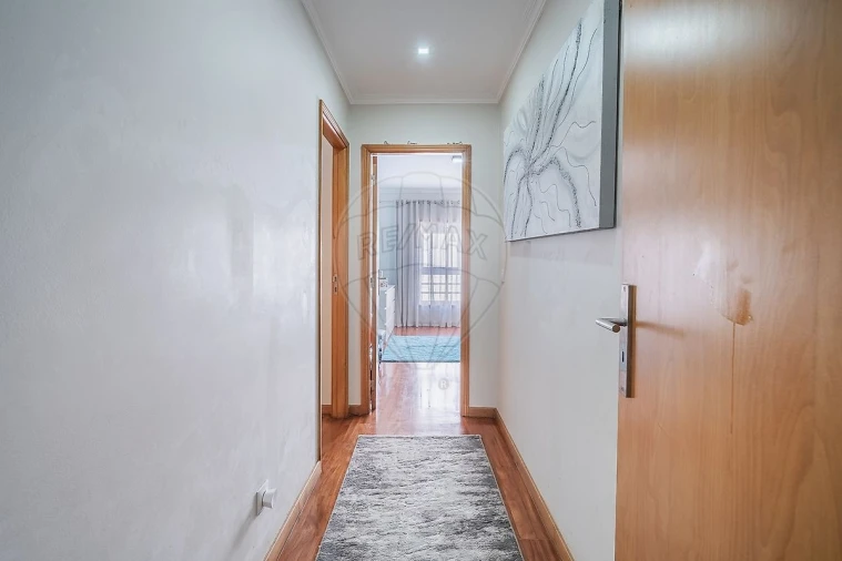 Apartamento T2 para Venda em Fânzeres e São Pedro da Cova Foto 16