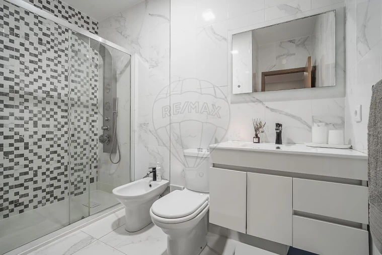 Apartamento T2 para Venda em Fânzeres e São Pedro da Cova Foto 18