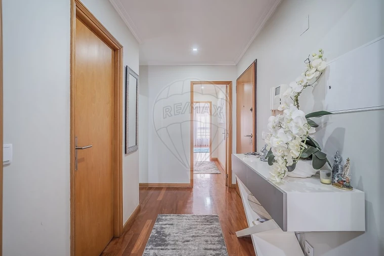Apartamento T2 para Venda em Fânzeres e São Pedro da Cova Foto 20