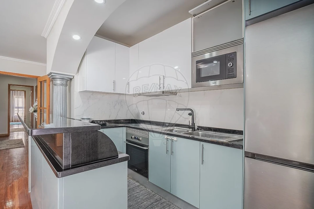 Apartamento T2 para Venda em Fânzeres e São Pedro da Cova Foto 24