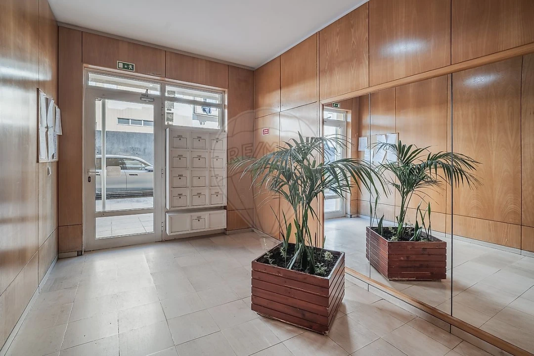 Apartamento T2 para Venda em Fânzeres e São Pedro da Cova Foto 30