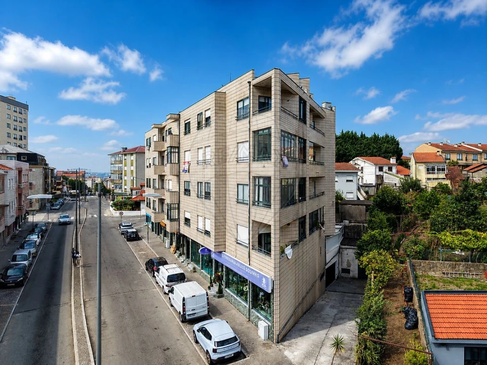 Apartamento T3 para Venda em Ermesinde Foto 1
