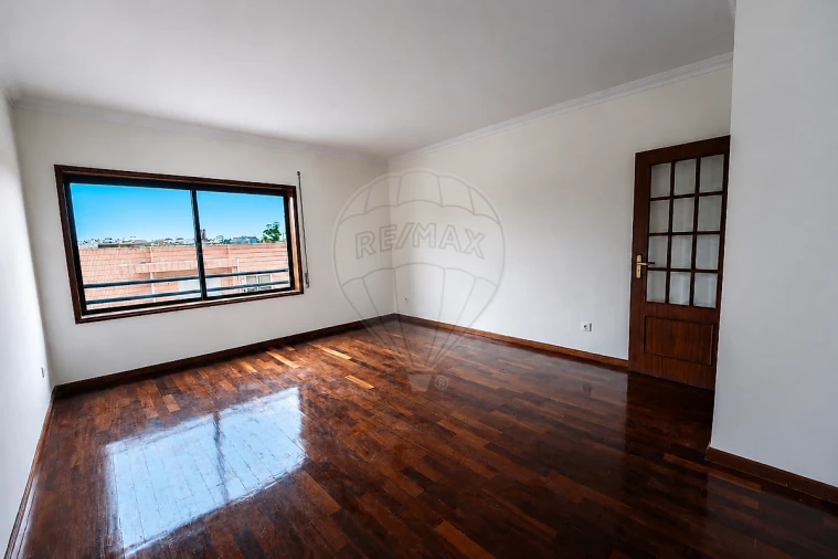 Apartamento T3 para Venda em Ermesinde Foto 2