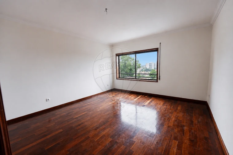 Apartamento T3 para Venda em Ermesinde Foto 3