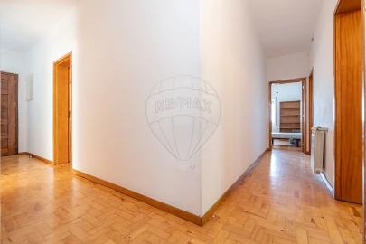 Apartamento T3 para Venda em Santo Antonio dos Olivais