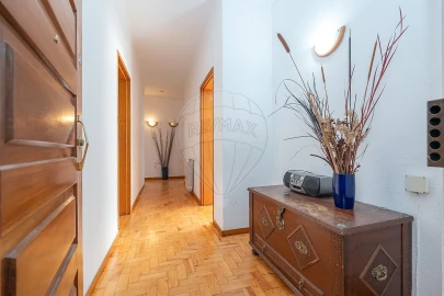 Apartamento T3 para Venda em Santo Antonio dos Olivais