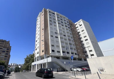 Apartamento T2 para Arrendamento em Parque das Nações