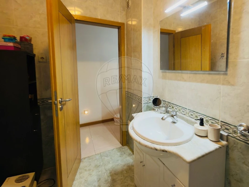 Apartamento T3 para Venda em Castelo Branco Foto 9