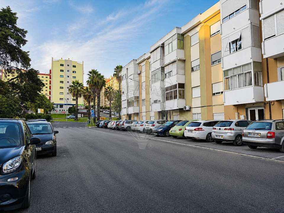 Negócio para Venda em Odivelas Foto 7