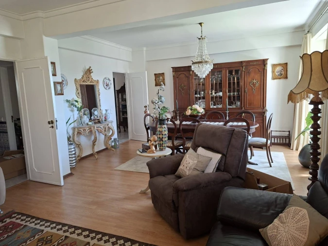 Apartamento T3 para Venda em Moscavide e Portela Foto 2