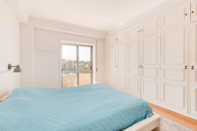Apartamento T3 para Venda em Mafamude e Vilar do Paraíso
