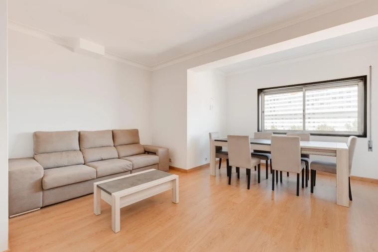 Apartamento T3 para Venda em Mafamude e Vilar do Paraíso Foto 3