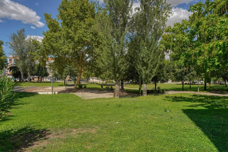 Apartamento T3 para Venda em Setubal (São Sebastião) Foto 24