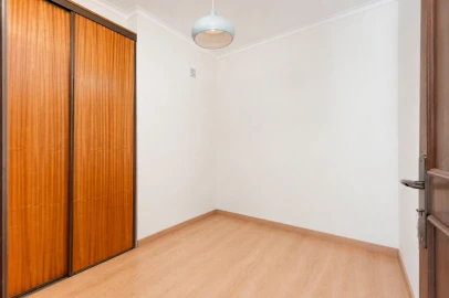 Apartamento T3 para Venda em Mafamude e Vilar do Paraíso