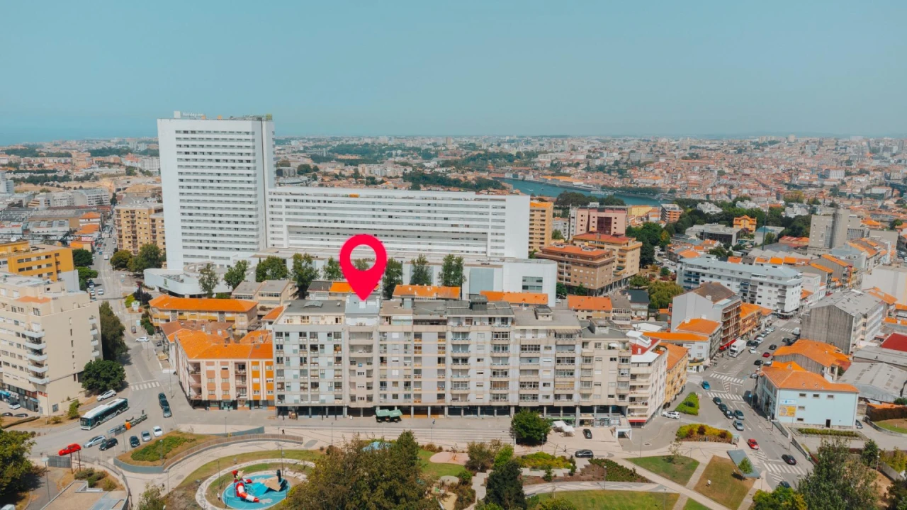 Apartamento T3 para Venda em Mafamude e Vilar do Paraíso Foto 26
