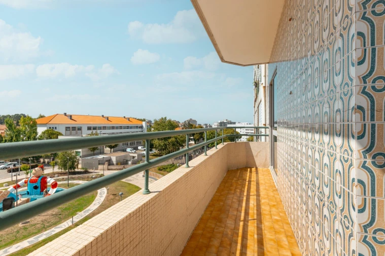 Apartamento T3 para Venda em Mafamude e Vilar do Paraíso Foto 22