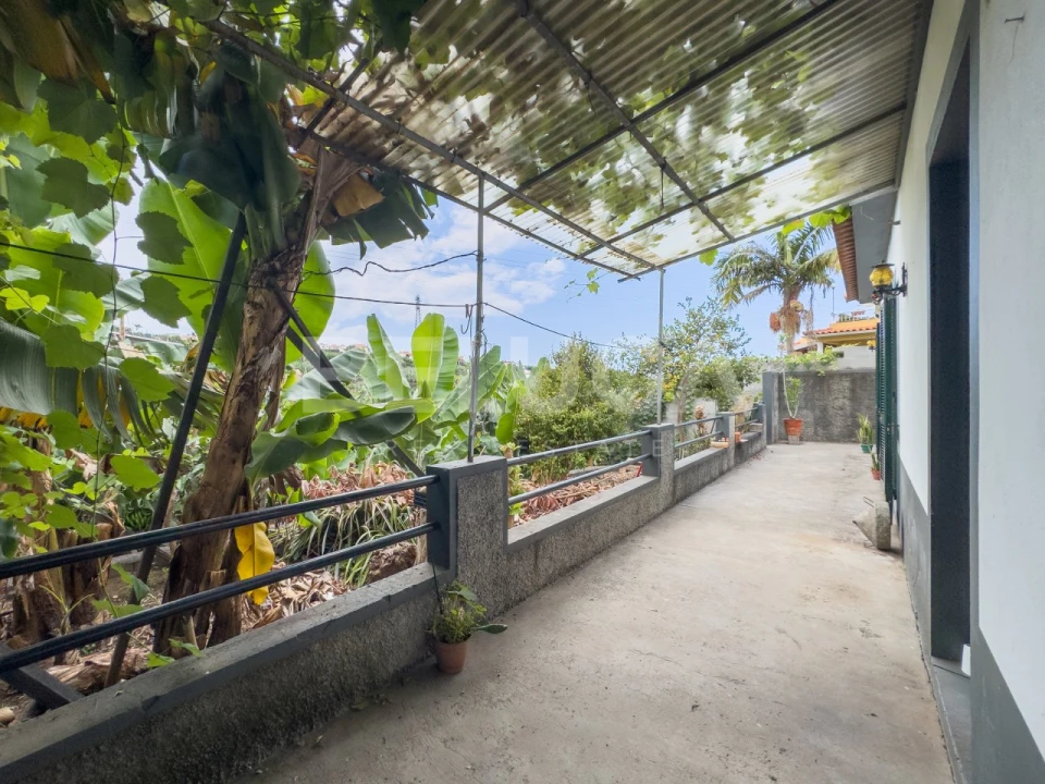 Moradia T2 para Venda em São Martinho Foto 32