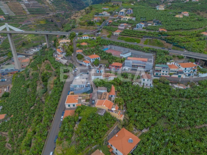 Moradia T2 para Venda em São Martinho Foto 3
