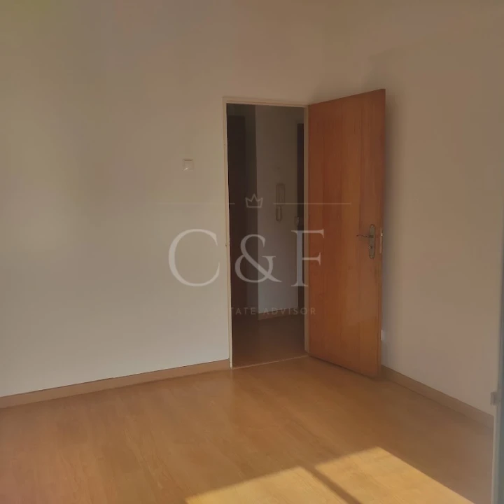 Apartamento T1 para Venda em Venteira Foto 10