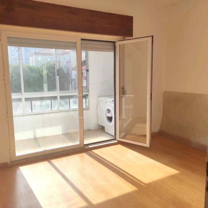 Apartamento T1 para Venda em Venteira Foto 11