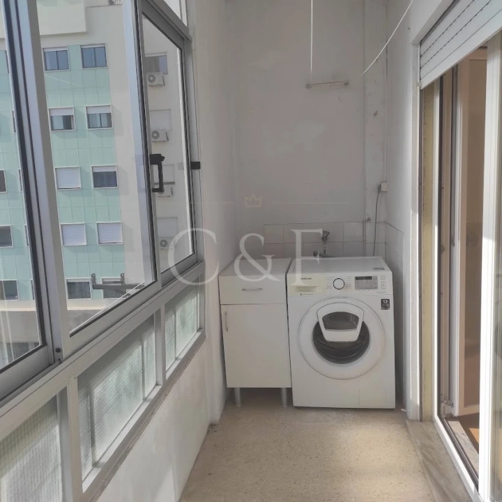 Apartamento T1 para Venda em Venteira Foto 1