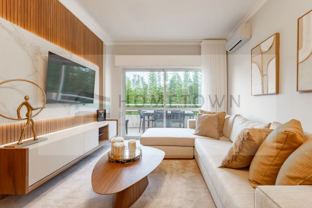 Apartamento T2 para Venda em Quarteira Foto 3