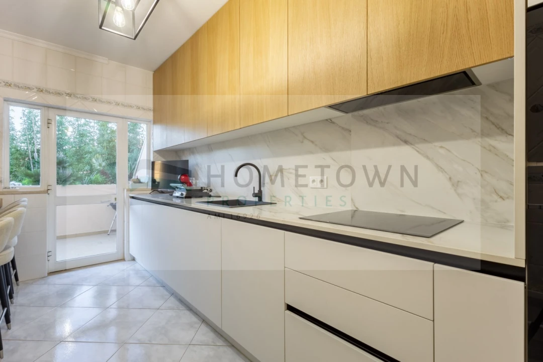 Apartamento T2 para Venda em Quarteira Foto 8