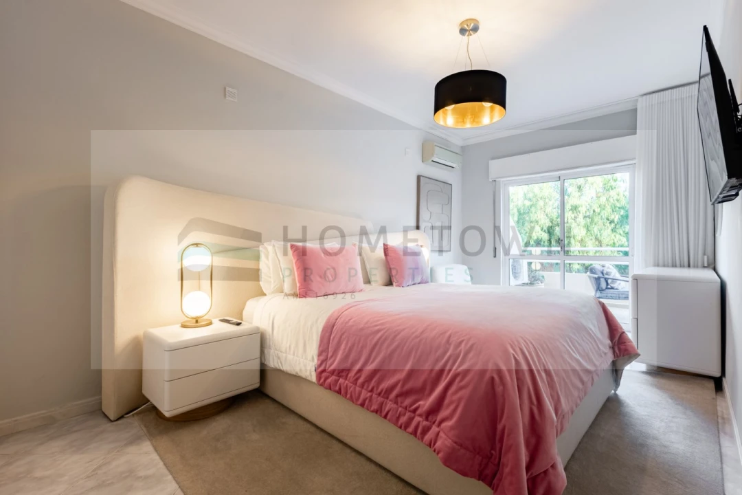 Apartamento T2 para Venda em Quarteira Foto 16