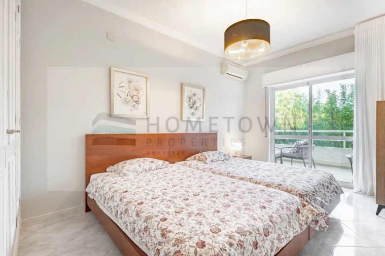 Apartamento T2 para Venda em Quarteira Foto 22