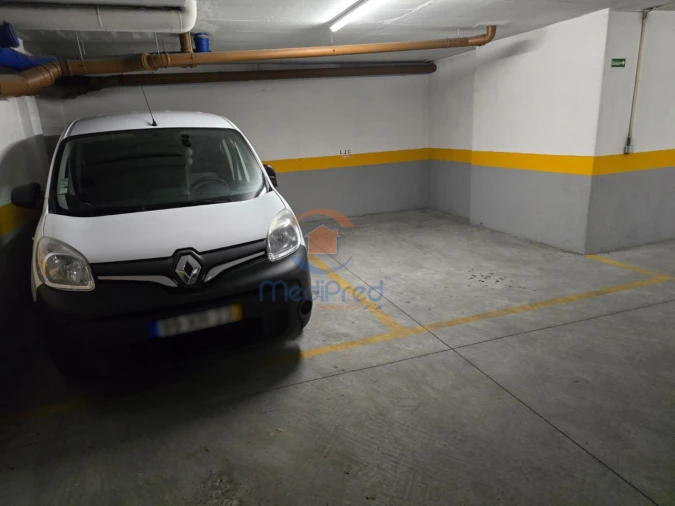 Armazém para Venda em Falagueira-Venda Nova Foto 11